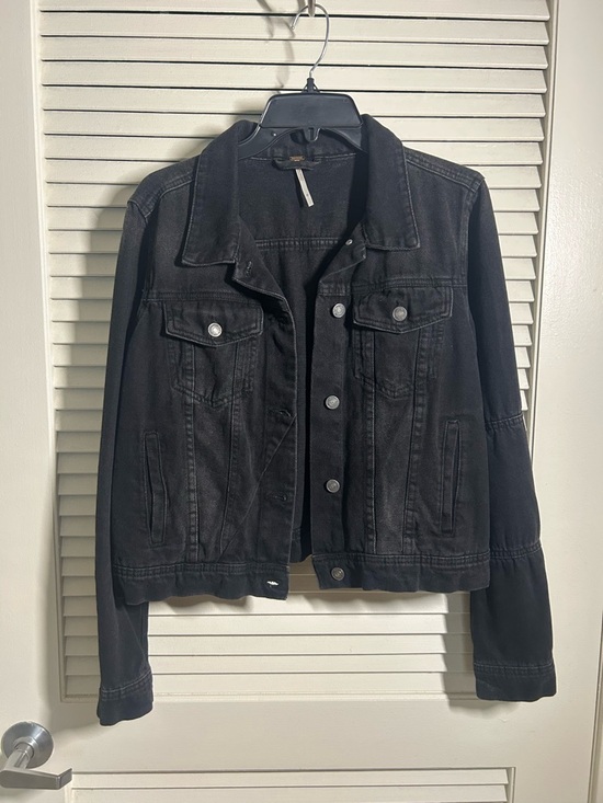 Free People Jackets & Blazers - Free People Women’s Black Denim Trucker Jacket - Classic Casual Layer